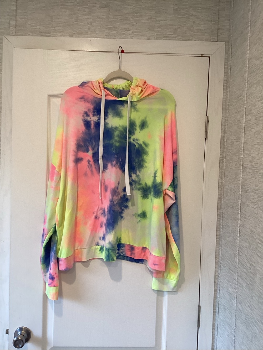 Orange kiss Tie-Dye Pullover Hoodie in Neon Multi 3XL EUC